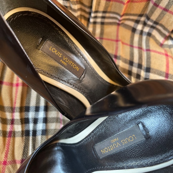 Authentic Louis Vuitton Eyeline Heels Pointy Toe - Picture 5 of 9